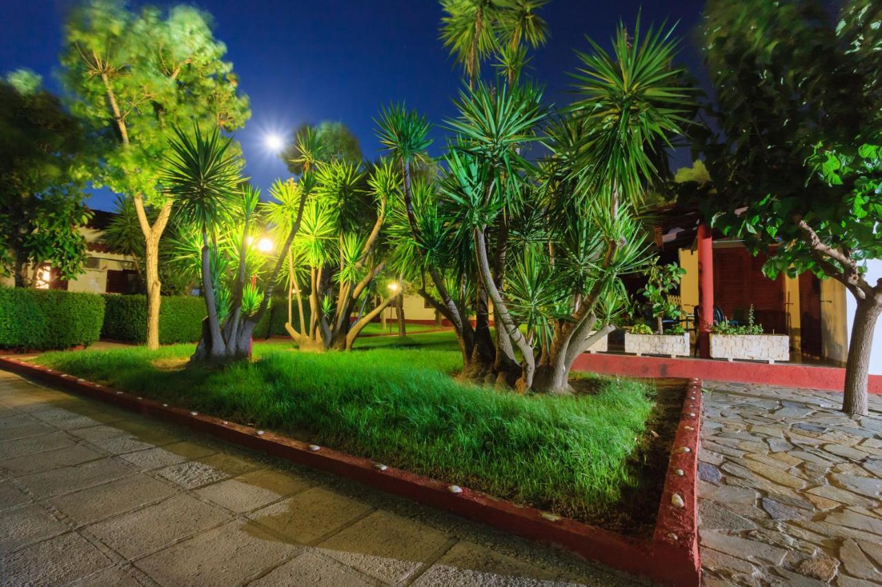 Alykes Park Bungalows Exterior foto
